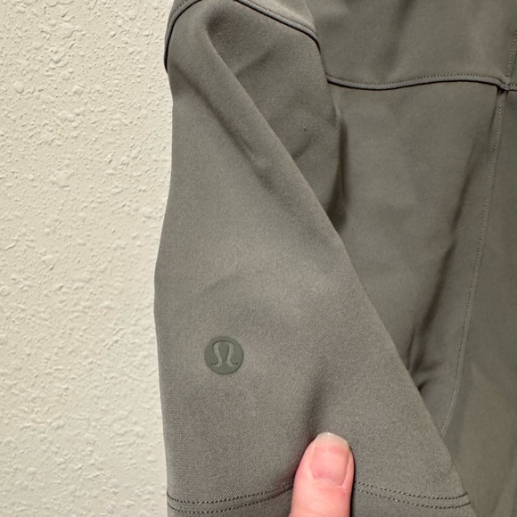 Lululemon Athletica Shorts - Picture 5 of 6